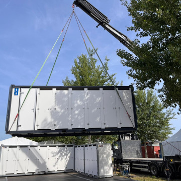 Vacuumtoiletcontainer13 Plaatsing